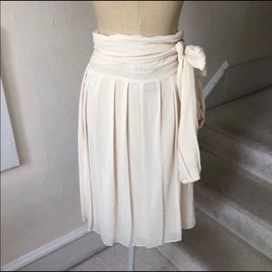 Theory Cream / Ivory Skirt